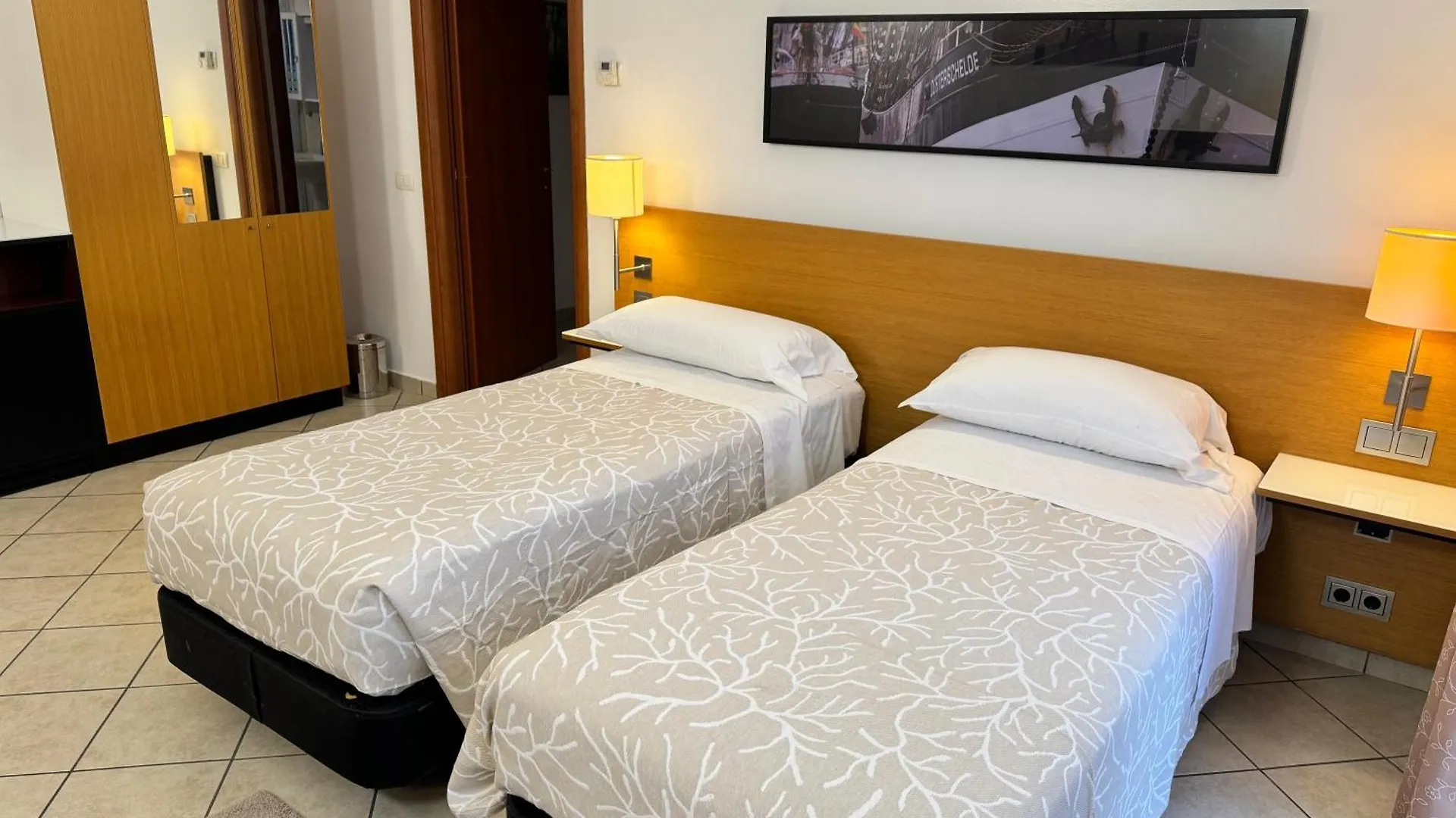 Residence Malpensa Somma Lombardo 0*,  Itália